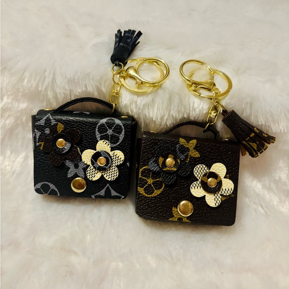 Fashion Jewelry Floral Keychain Set - Black and Brown
